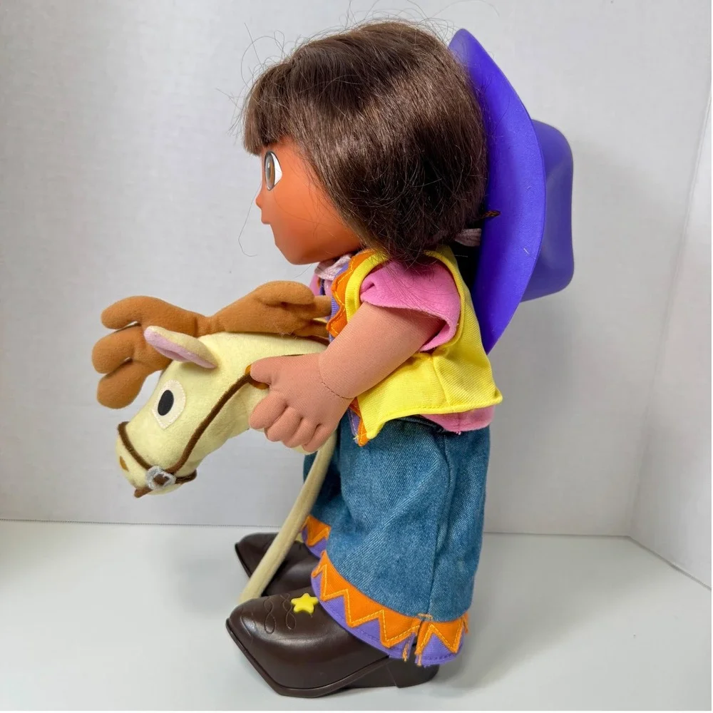 Cowgirl Dora the Explorer 2002 Mattel Fisher-Price Western Doll Horse Y2K Speaks